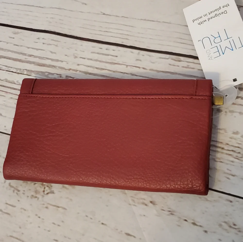 Time and Tru women's recycled materials vinyl tri-fold wallet red wine